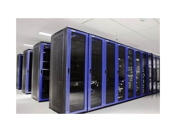 你們的集中式機房監控系統解決方案是怎樣的？